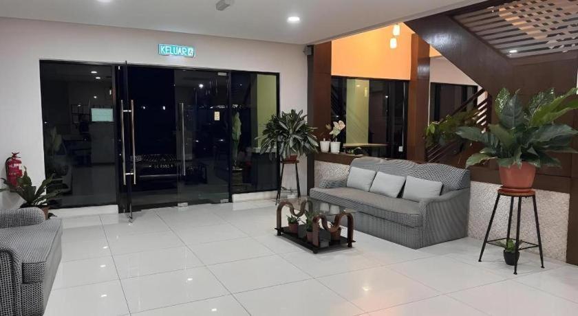 D Arc Hotel Kota Kinabalu Exterior foto